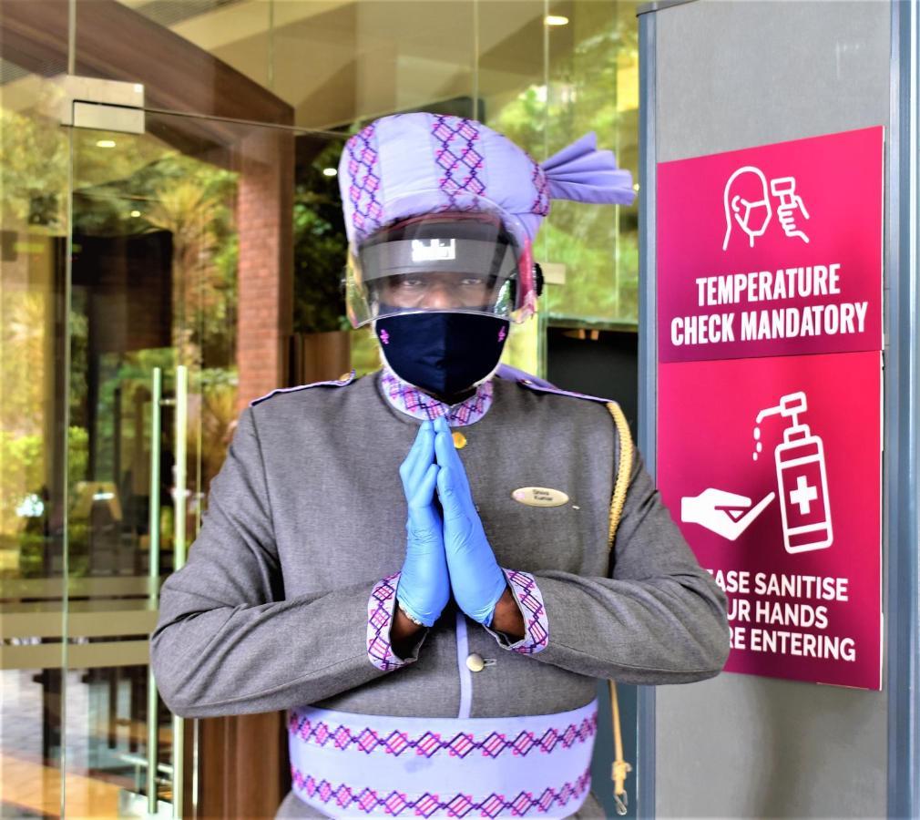 Hotel Royal Orchid Bengalúr Exteriér fotografie
