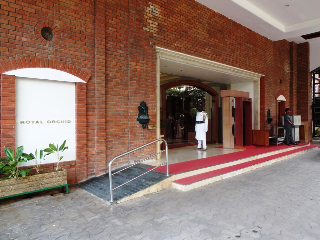 Hotel Royal Orchid Bengalúr Exteriér fotografie